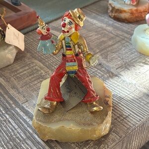 Vintage 1981 Ron Lee Clown Figurine w/ Puppet – Hand Painted Stone Base